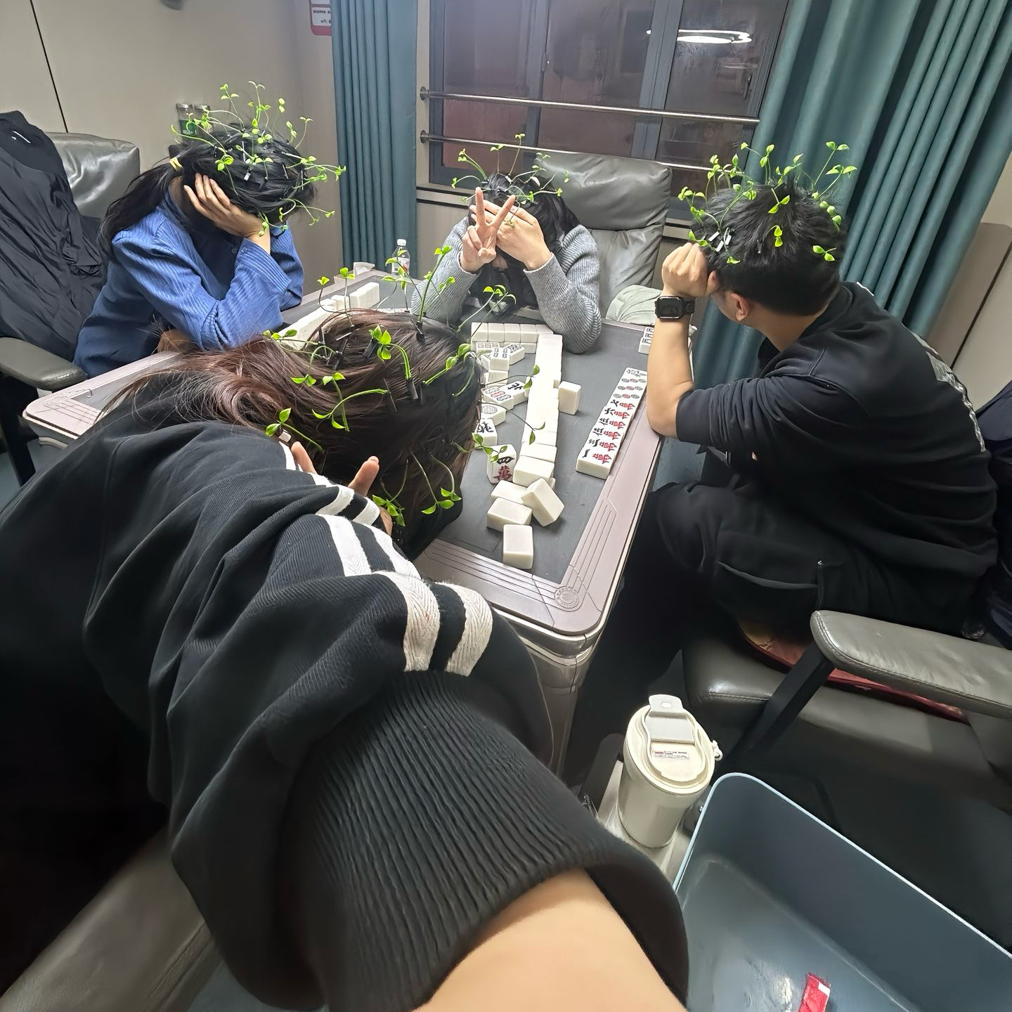 游戏道具头上长草发卡可爱新款2发饰