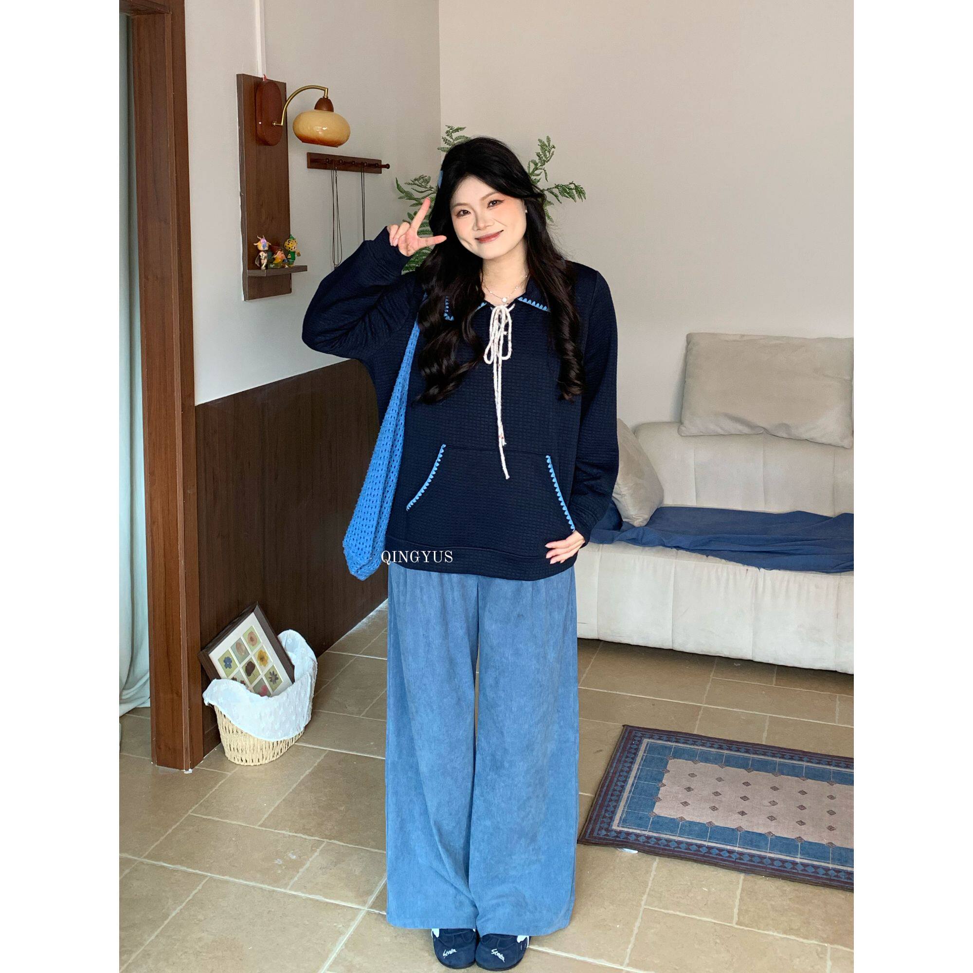 青屿衫-微胖大码秋季韩系设计松弛感减龄撞色翻领套头正肩卫衣女