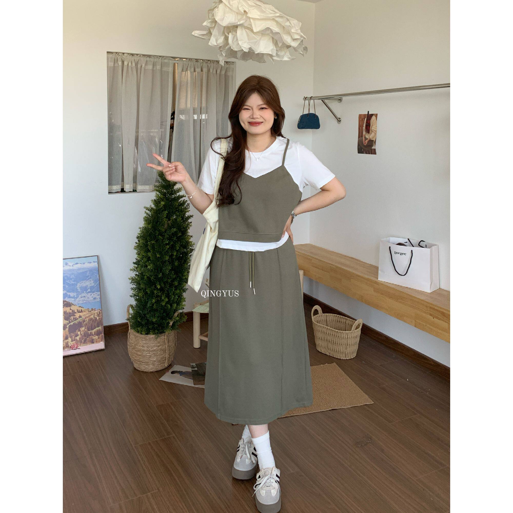 青屿衫-微胖显瘦夏季大码韩系休闲撞色假两件短袖T恤半身裙两件套