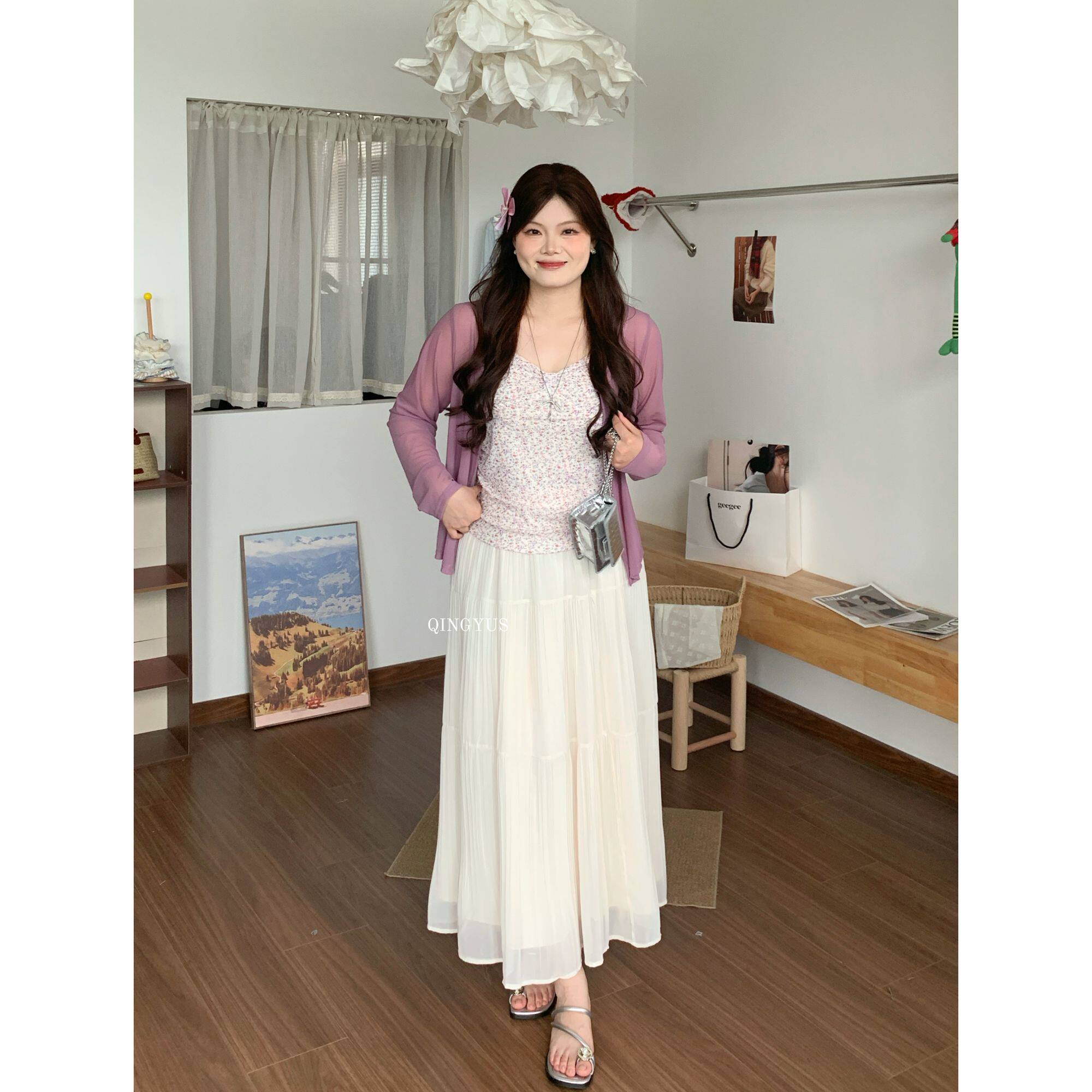 青屿衫-微胖显瘦夏季大码韩系纯欲风碎花吊带+紫色网纱开衫两件套