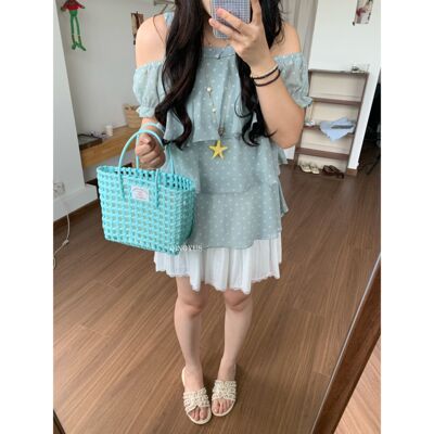 青屿衫-微胖夏季大码韩系甜美层次感波点挂脖露肩荷叶边短袖衬衫