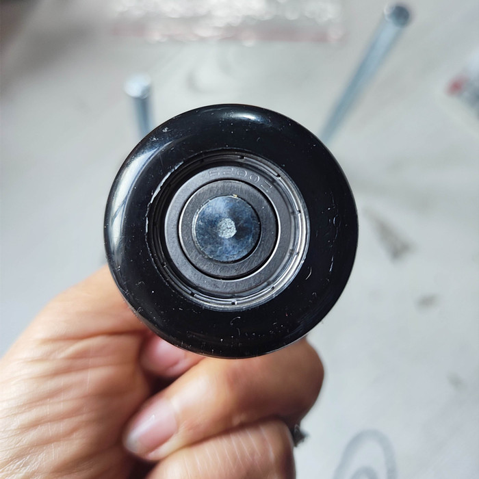 遥控车库门卷帘门轨道轮卷闸门轴承轮滑轮滚轮白轮尼龙轮塑料轮