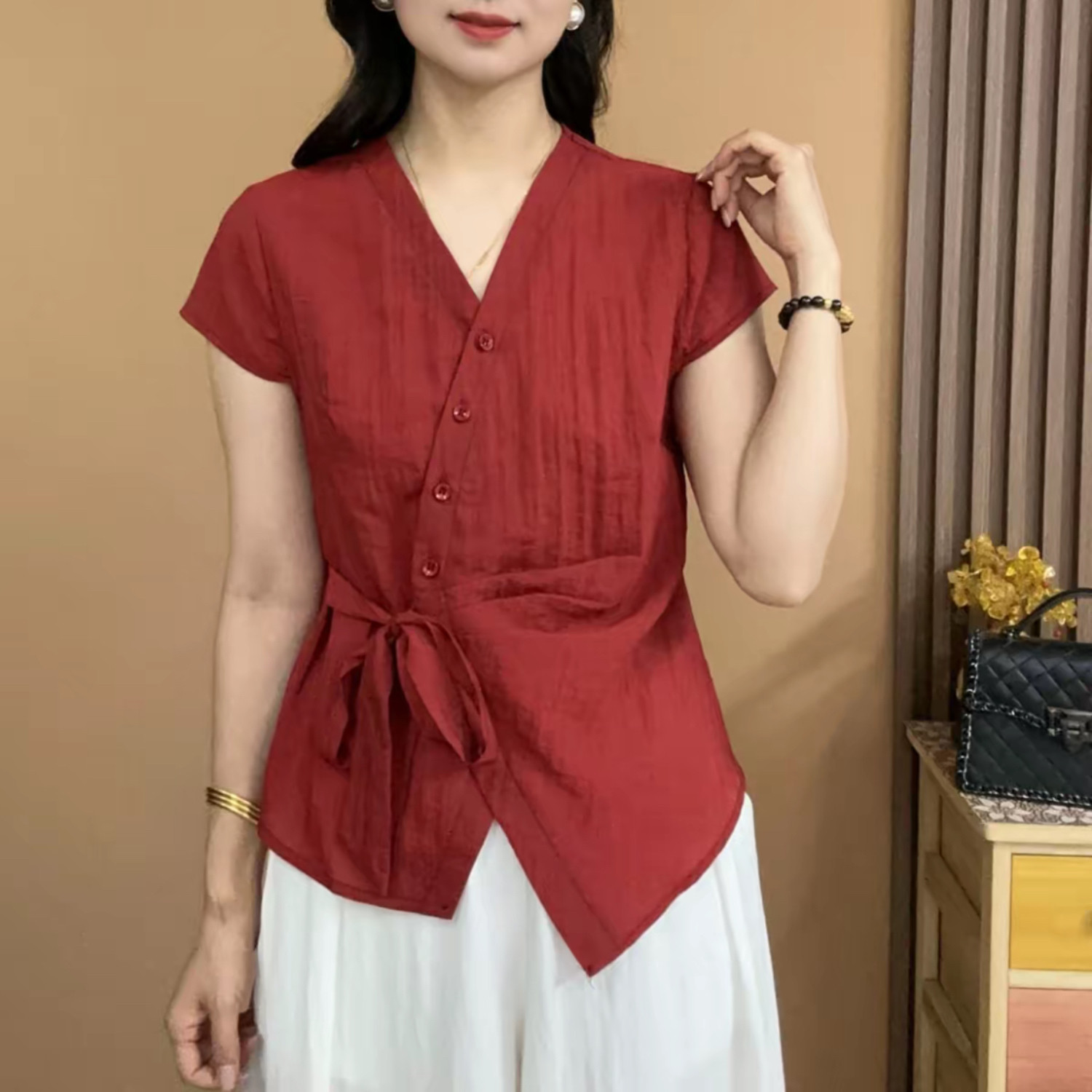 2025夏季新款洋气天丝麻短袖气质百搭V领收腰显瘦开衫扣女士上衣