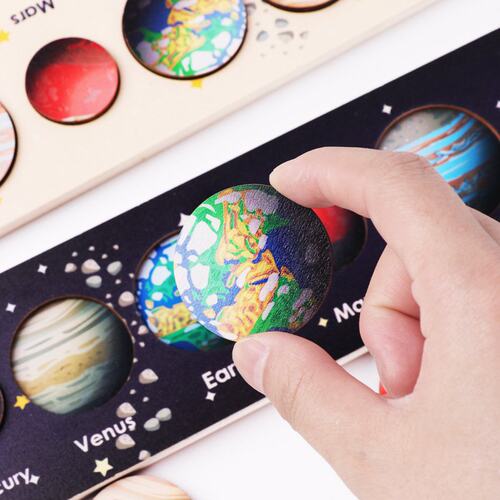 新品木制认知宇宙太阳系八大行星拼图配对板 儿童早教益智玩B564