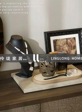 伶珑家居度假田园风样板房t别墅主卧室梳妆台衣柜软装饰品摆件搭