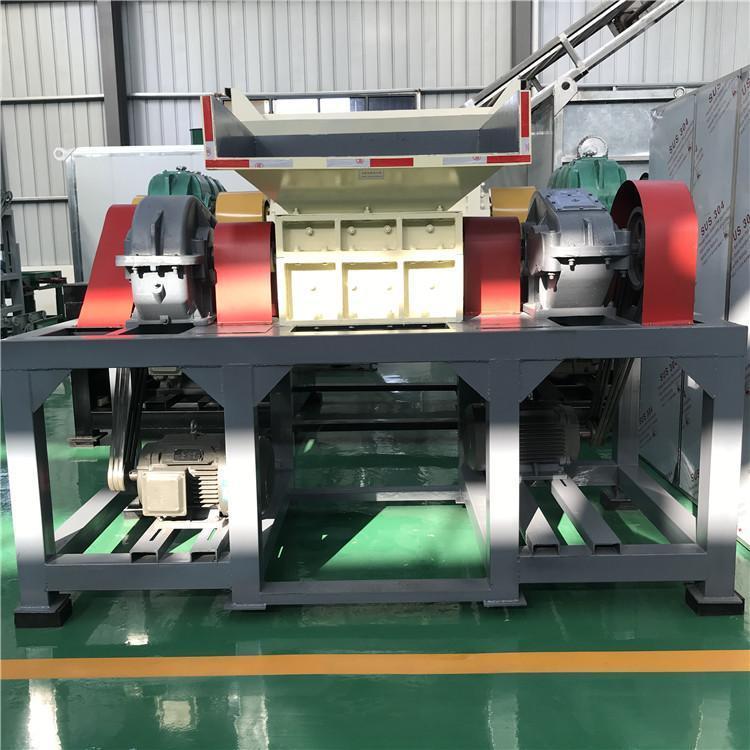 双轴撕碎机建筑模板垃圾废金属