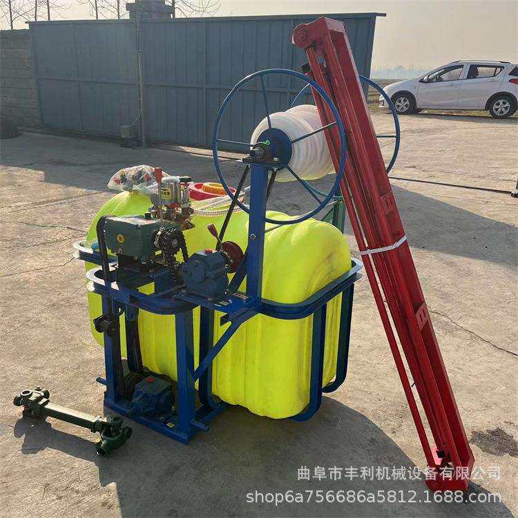 农用四轮车带打药喷药机1000斤药桶大容量喷药机自动卷管