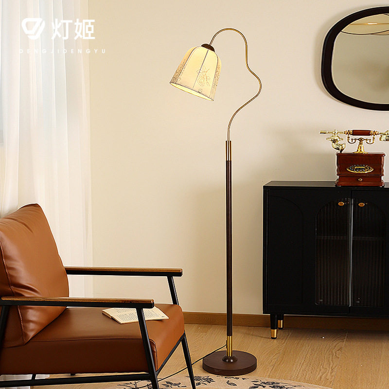 南洋风中古客厅落地灯法式复古卧室灯轻奢沙发旁钓鱼氛围灯具casa