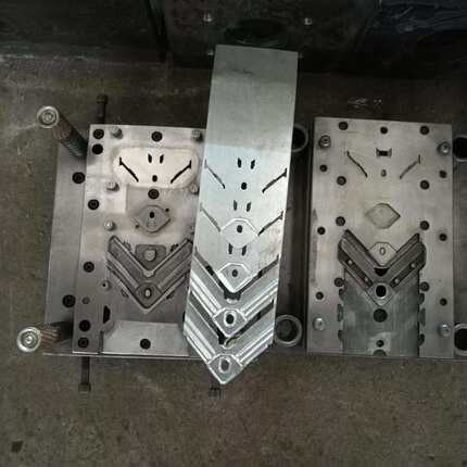 出口插接角码线模具T25T30T35等规格可冲不锈钢 配件配件齐全