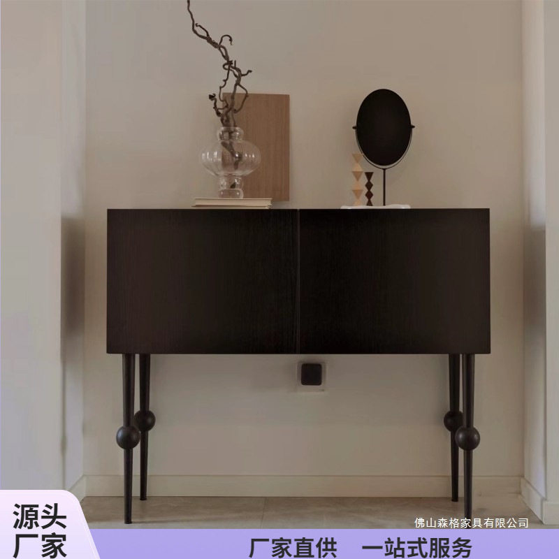 入户正对门玄关贝达拉克柜