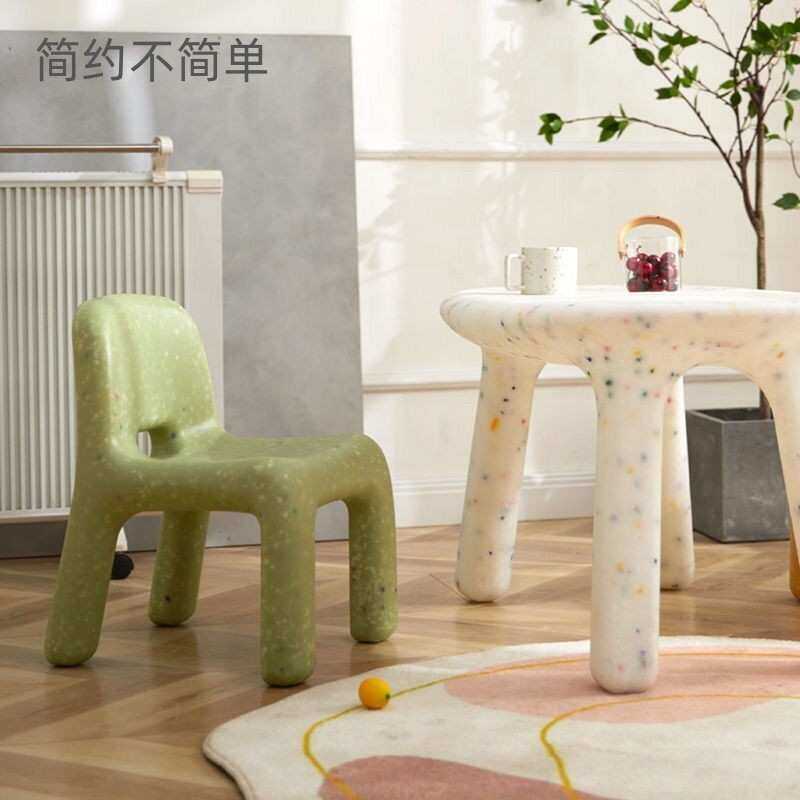 北欧环保塑料儿童坐椅网红家用靠背小椅子幼儿园小板凳矮凳子包邮