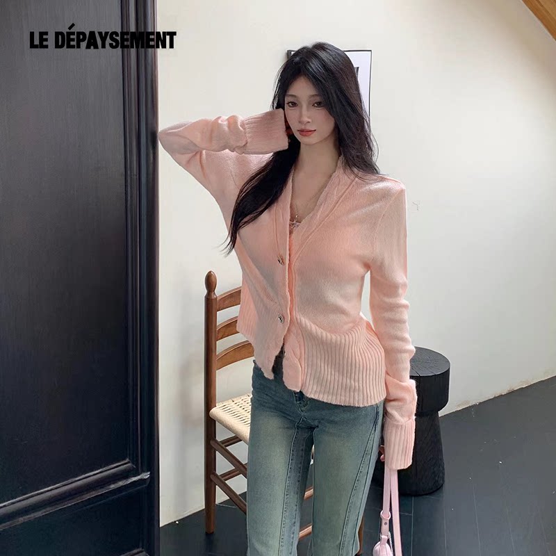 Le Depaysement小香风针织开衫毛衣女爱心钻扣麻花领开衫短款外套