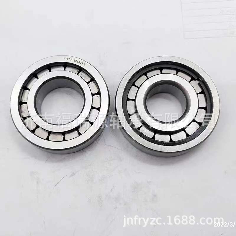 NJ314EMC3汽车轴承/圆柱滚子轴承70x150x35mm