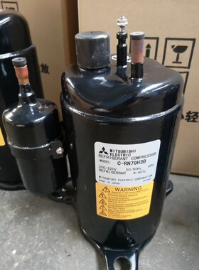 替代压缩机 C-RN79H3B / 三相200V,700W，