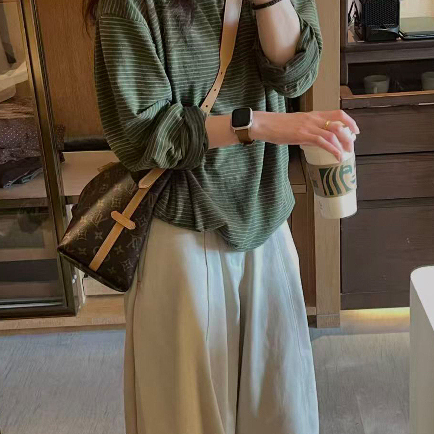 绿色长袖条纹T恤女2026春