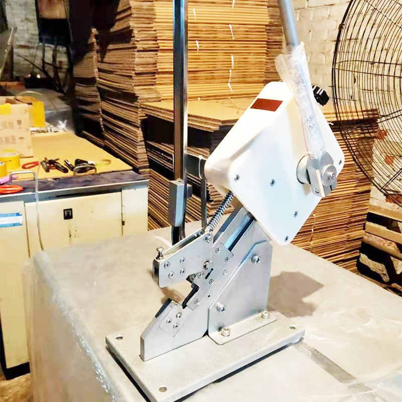 香肠火腿肠手动V型打p扣机商用铝订食用菌扎口机铝扣卡扣机封口机