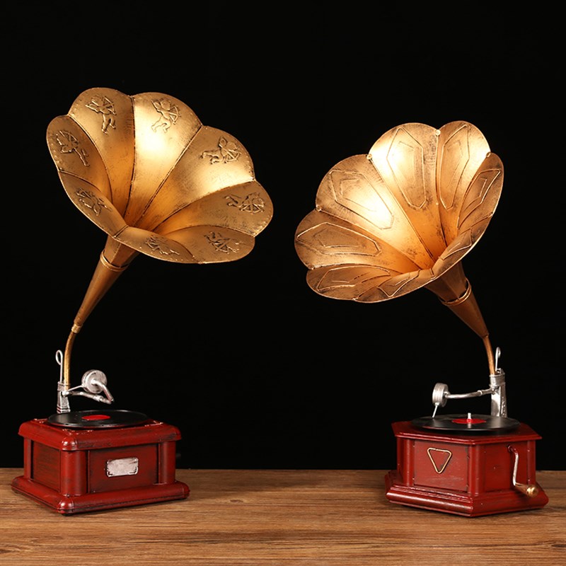 复古怀旧铁艺留声机放映机照x相机摄像机军车模型摆件装饰拍摄道