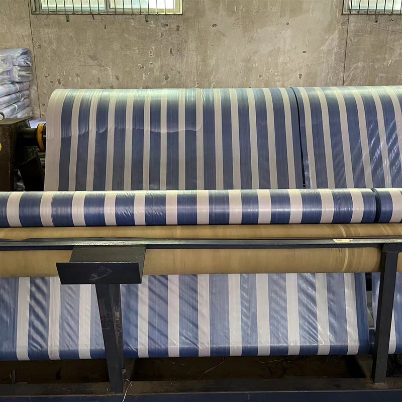 卷装蓝白彩条布防潮防水80g2x200F米m纸管圆筒包装篷布出口防雨布