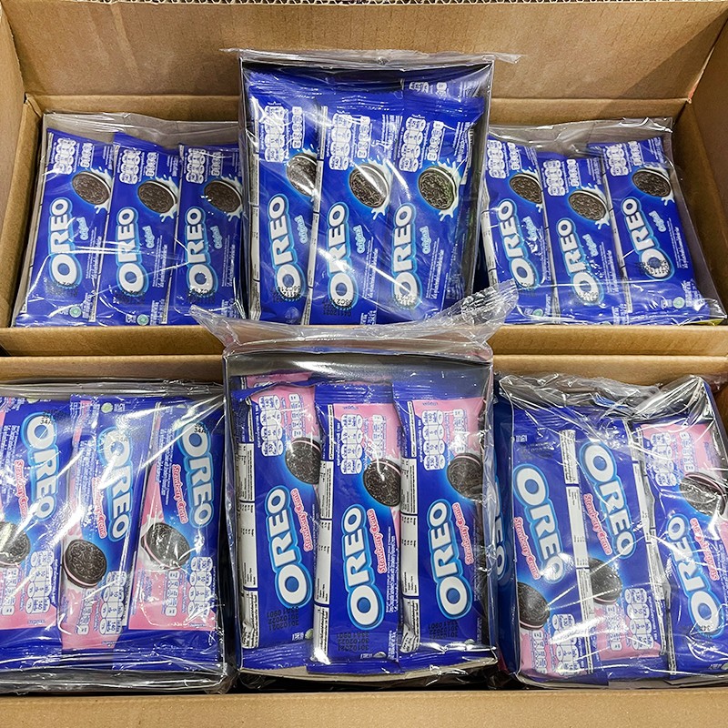 进口OREO奥利奥夹心曲奇饼干黑白巧克力原味草莓零食342g/12条装