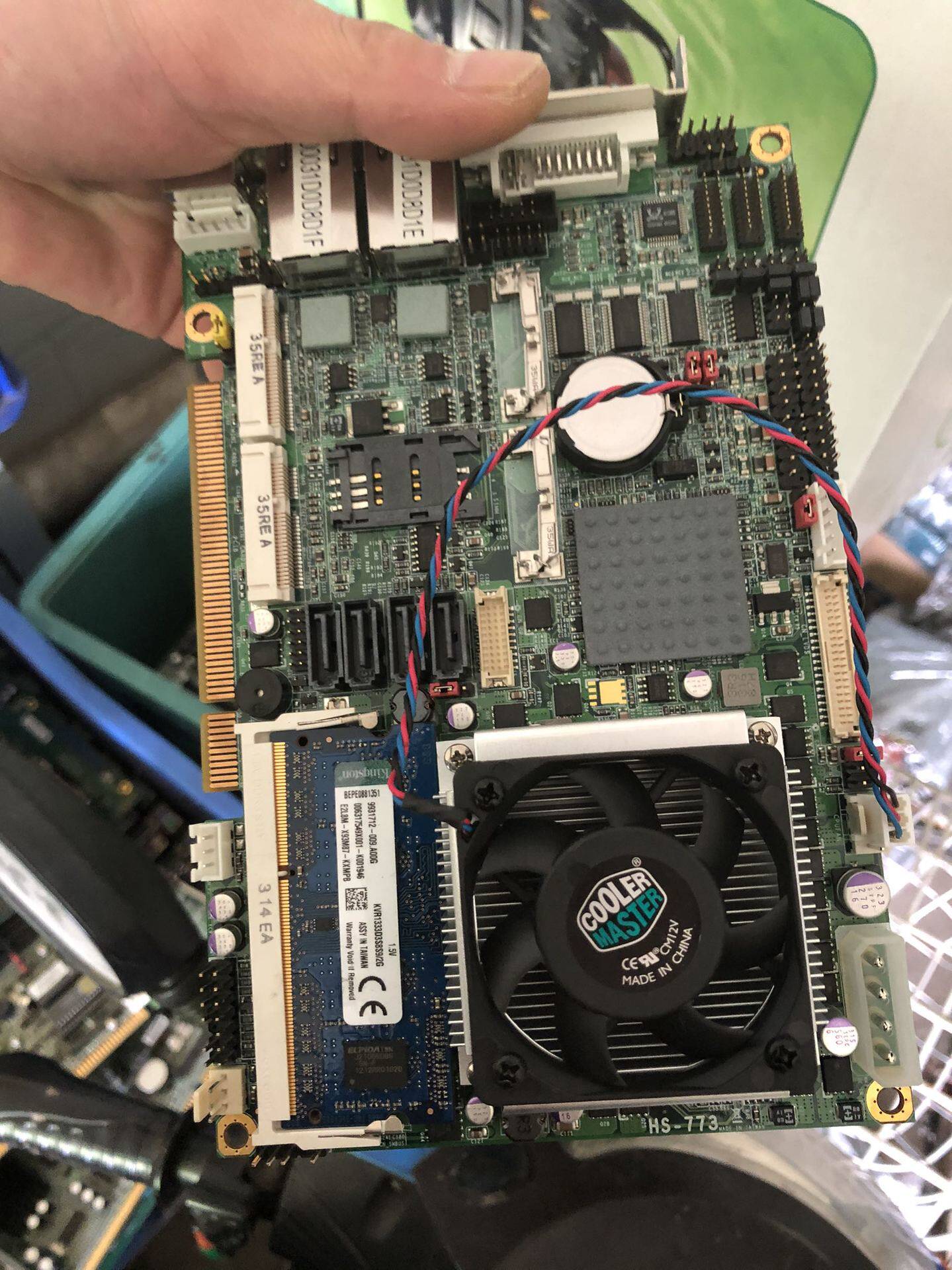 春田谷肯懋HS-773 QM67二代移动版 i7/i5/i3工业半长卡工业主板