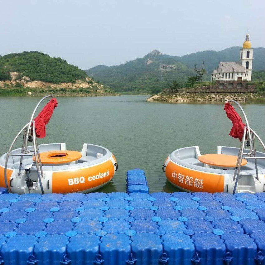 水上浮桥平台 搭建水上游泳池 塑料浮筒 浮动码头 网箱养殖浮桶