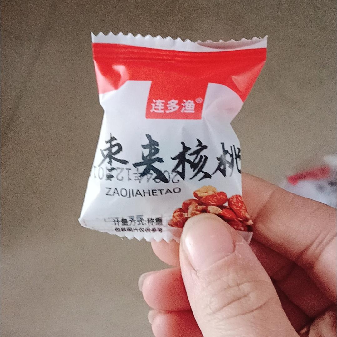 连多渔若羌灰枣新疆红枣夹核桃仁枣夹核桃仁夹心枣核桃枣独立包装