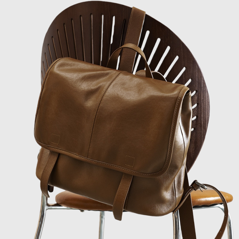 背包鞣头层牛皮通勤百搭皮出游