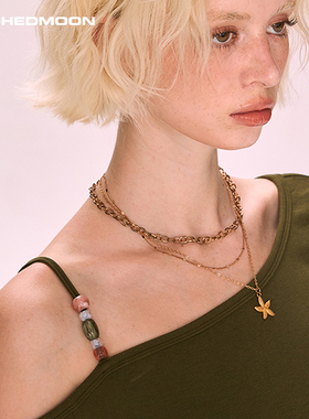 ARCHEDMOON 绿色斜肩修身长袖t恤秋设计感小众内搭打底露肩上衣女