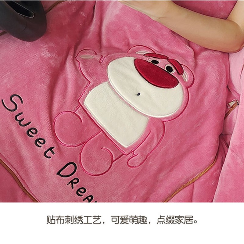草莓熊抱枕被子两用珊瑚绒加厚办公室F靠垫被子午睡折叠二合一抱