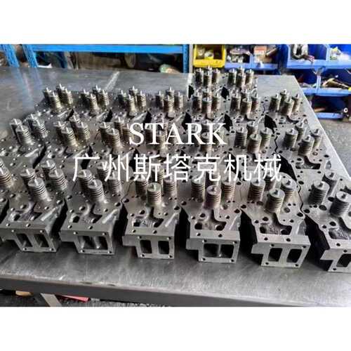 6D140-2缸盖6212-12-1200、6211-12-1100 ?6D140直喷发动机缸盖