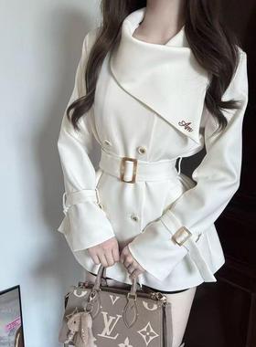 法式高级感名媛风中长款大衣外套女秋冬气质小香风米白围脖外套