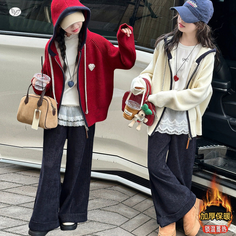 女童2026年秋冬新款休闲连帽拉链毛衣开衫女孩深秋加厚针织衫外套