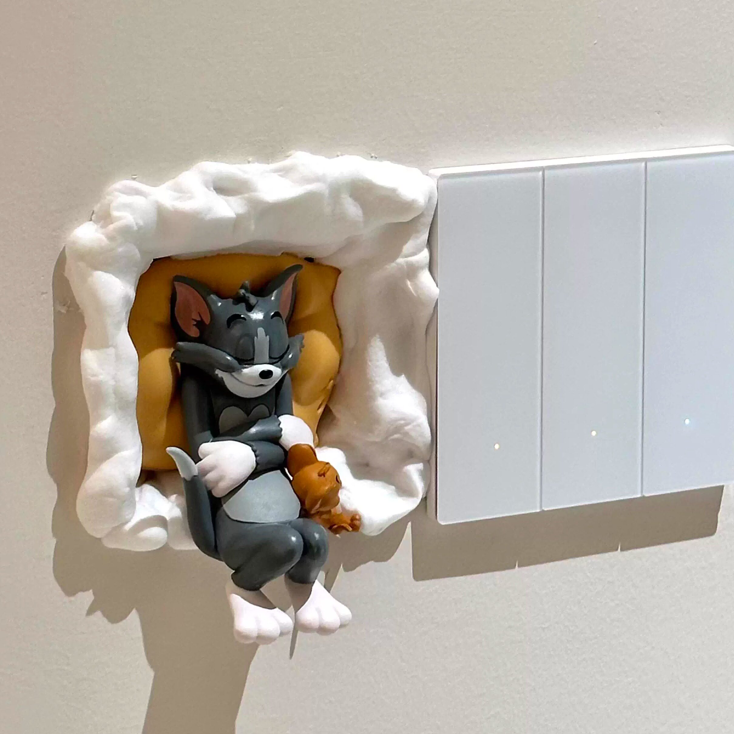 猫和老鼠开关遮丑神器86面板墙洞遮挡装饰立体贴新家黏土补洞神器