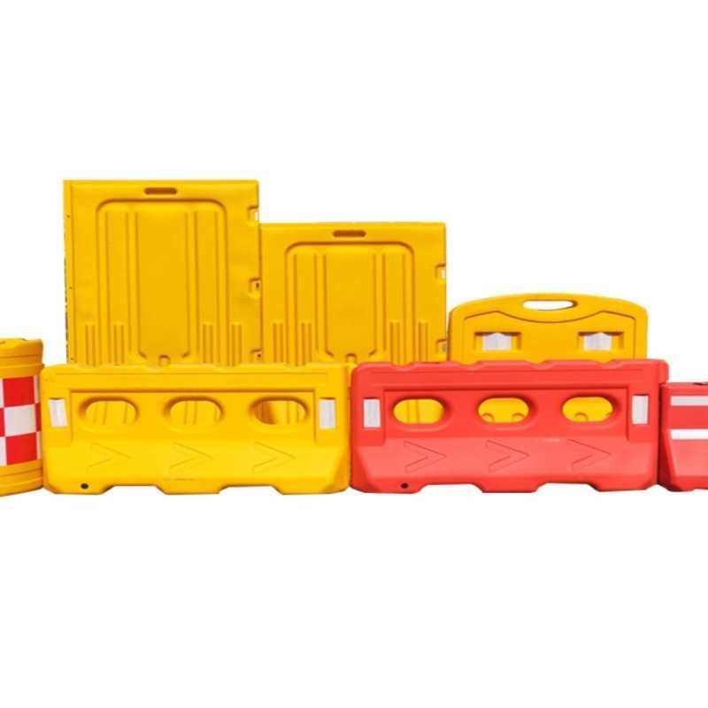 卡丁车水马围栏赛道防护栏跑道防撞注水围挡碰碰车塑料水马防撞