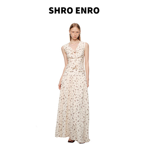 SHROENRO春季新款碎花时尚套装