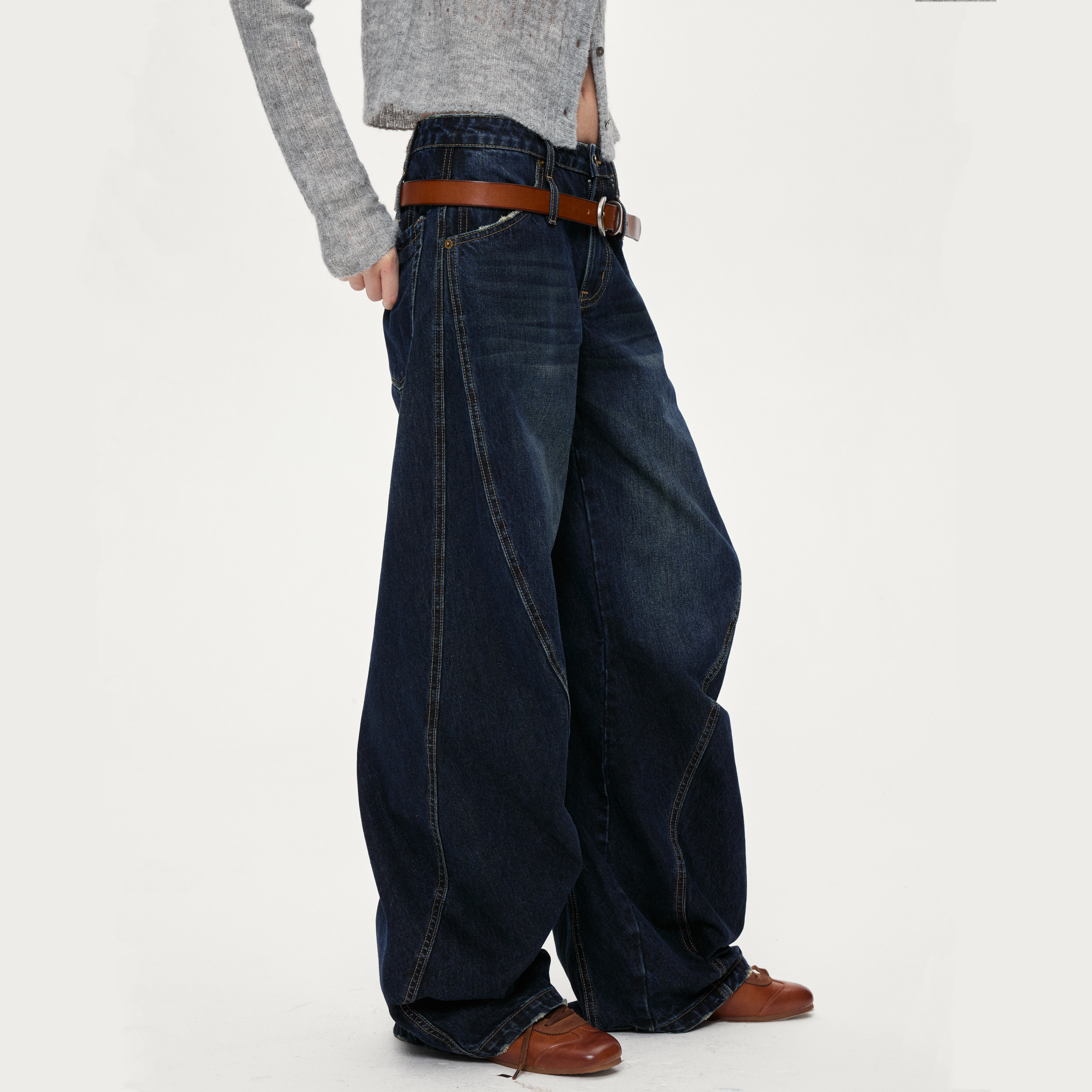 ACOSEY 25FW 立体裁剪枪型靛蓝复古做旧洗水不踩脚牛仔裤