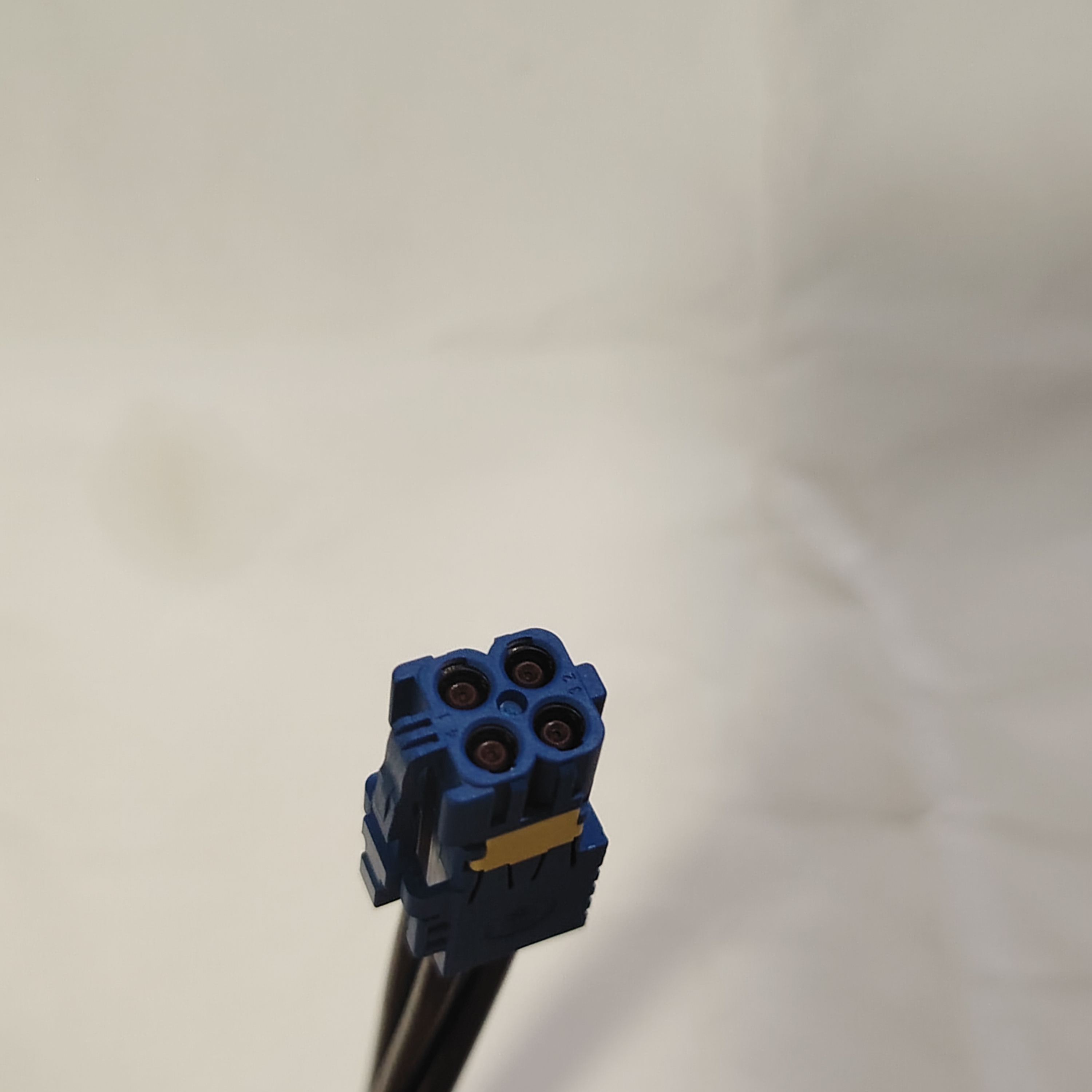 安费诺汽车线束MINI FAKRA 4合1  FR4FSXN001 长度1米