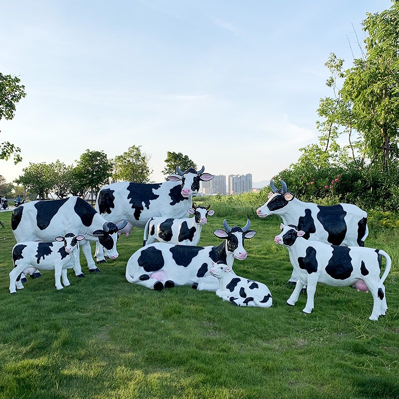 户外大型仿真奶i牛雕塑园林农牧场草坪景观玻璃钢动物模型装饰摆