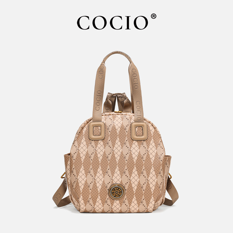 双肩背包女士出差旅游轻便小众设计时尚通勤大容量CC226