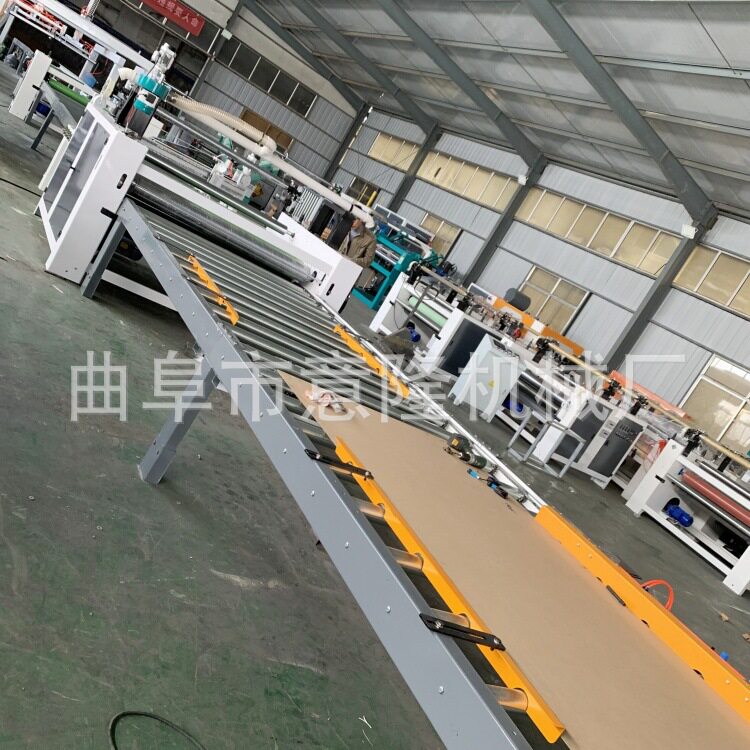发泡板全自动冷胶覆膜机海洋板热胶膜贴面机石膏板贴纸机价格低