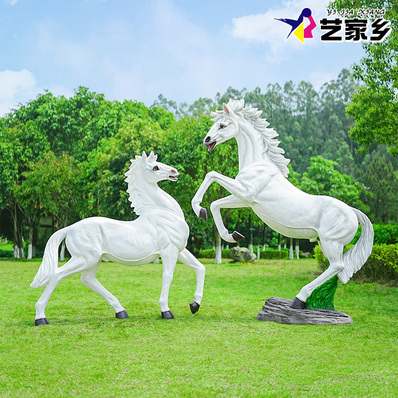 仿真棕马雕塑农场商场装饰商业美陈道具园林景观玻璃钢草坪大摆件