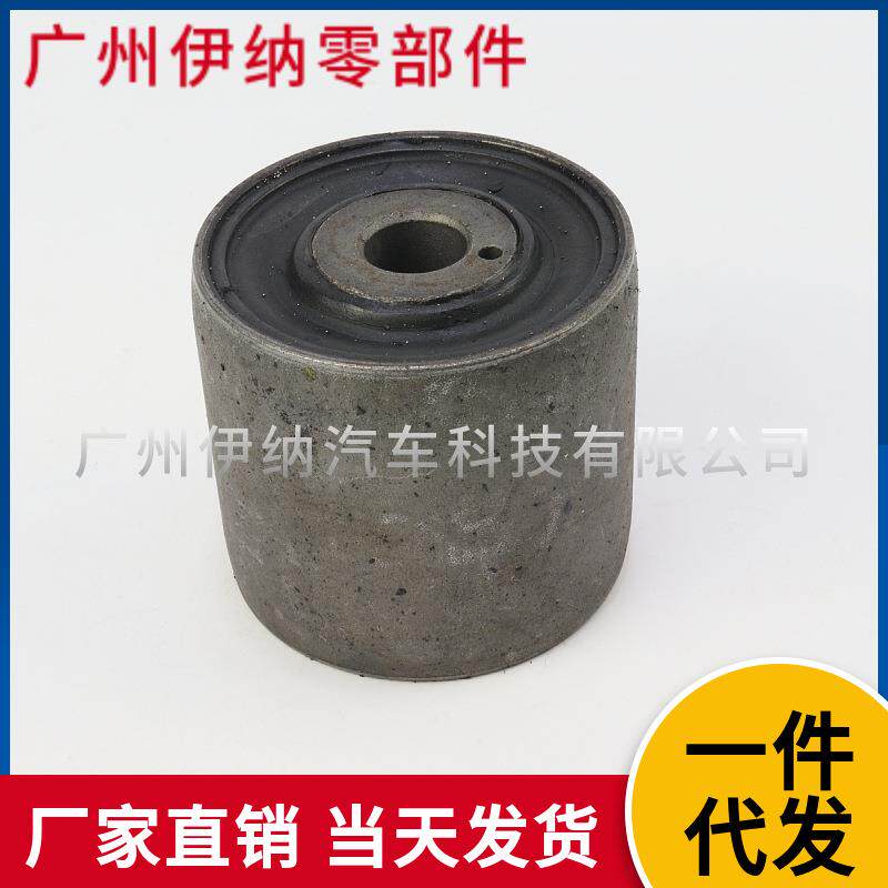 2513330814适用于奔驰 W251 R350 前摆臂衬套 前悬挂胶套悬架衬套