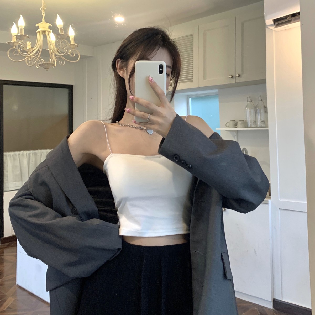 新品细肩带白色吊带背心女内搭带胸垫内衣美背可外穿修身无袖抹胸