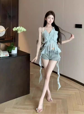 蓝色荷叶边挂脖吊带小背心女夏季修身不规则绝美纯欲短款上衣外穿