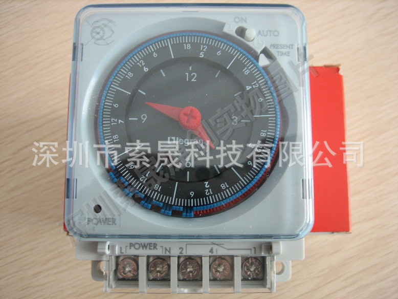 -已停产-Legrand7天多功能定时开关649939