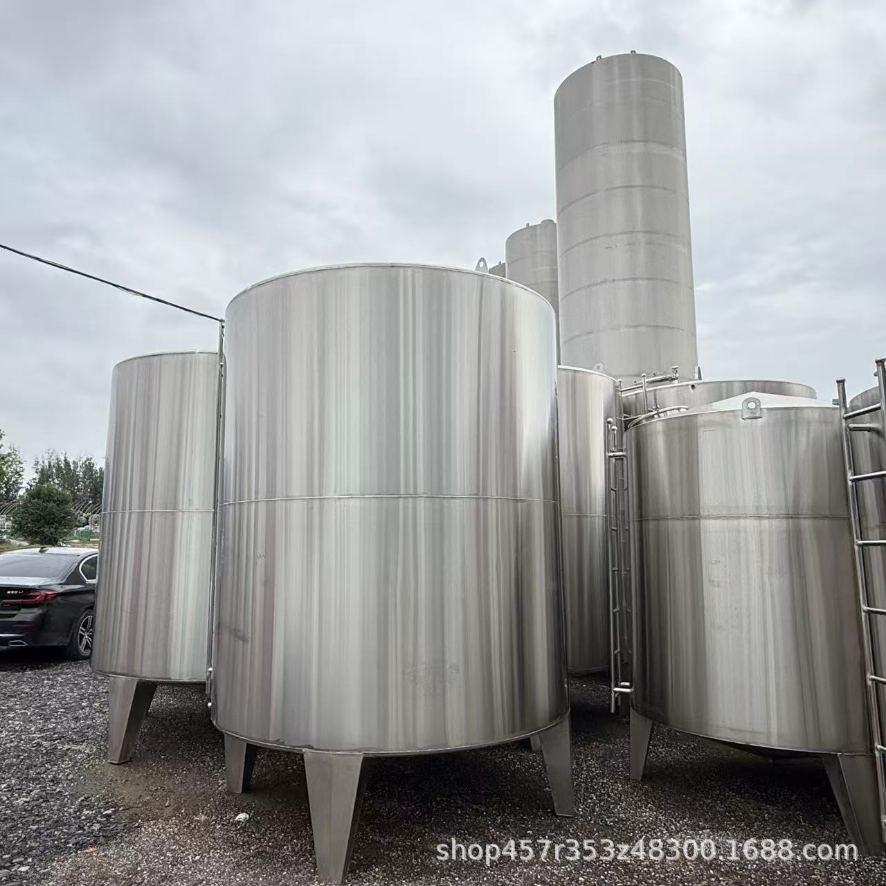 制做不锈钢液体储罐 大型化工储油罐 储水储奶保温不锈钢储罐