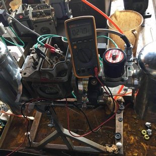 瓦斯继电器测试仪 采用了小型化的设计，便于现场检测 用