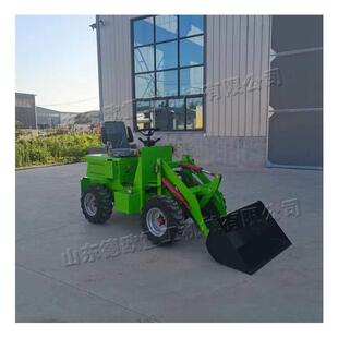 厂房内部散料铲运车座驾式电动小铲车矿石土石方施工装载机