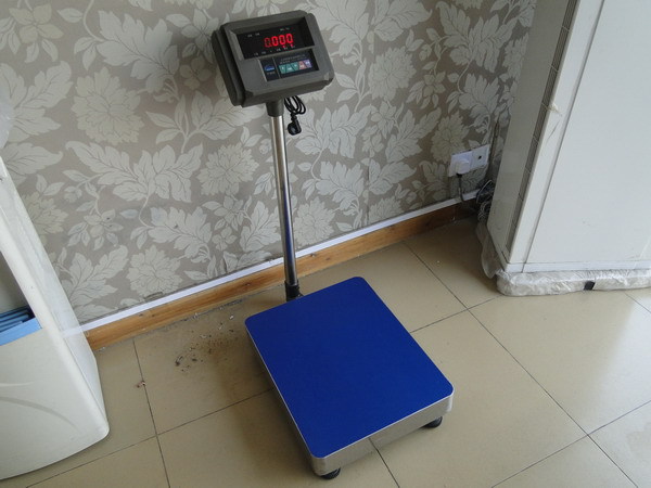 500kg/20G电子台秤供应商