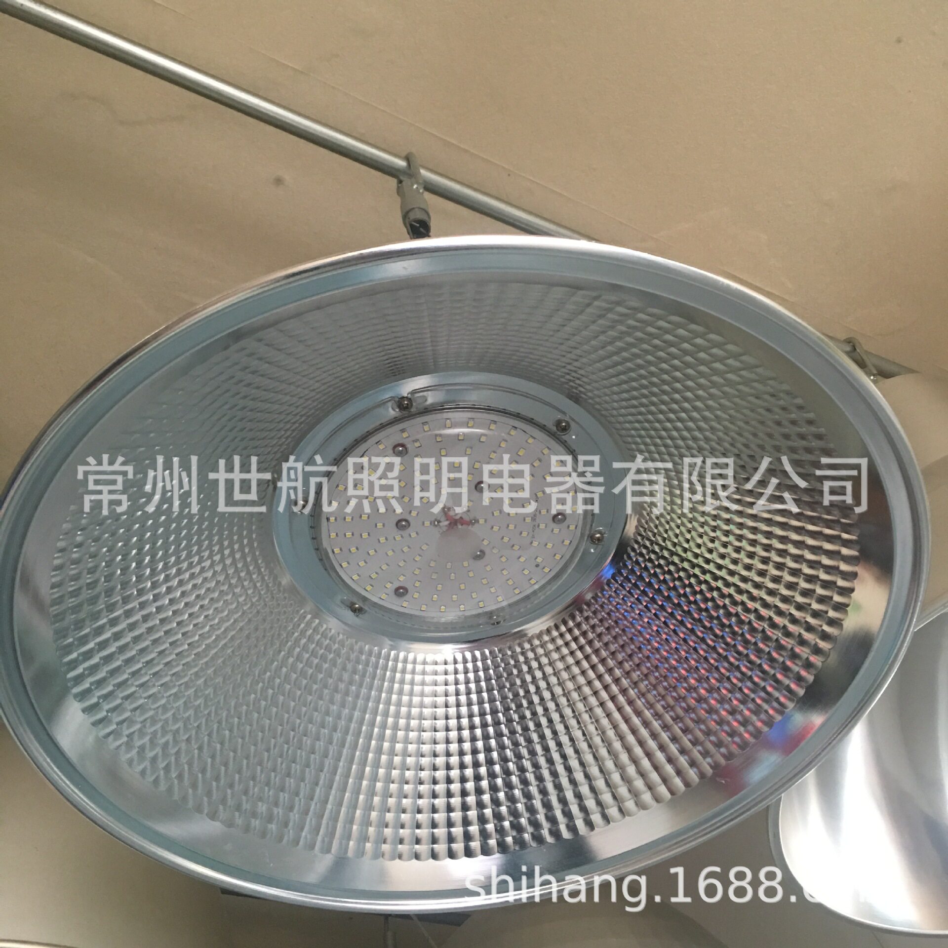 LED工矿吊灯无极灯400-120瓦